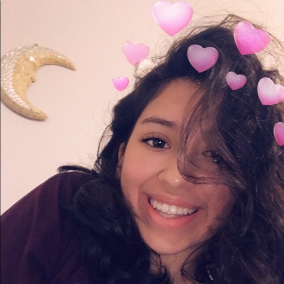 Meet your Posher, Julians - Picture 1 of 1